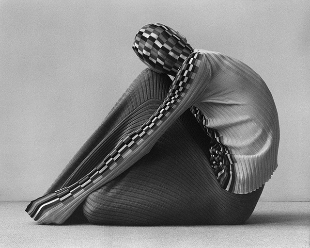 JWANDERSON DISOBEDIENT BODIES サイン入り　写真集 Disobedient Bodies by JW Anderson – Public Record