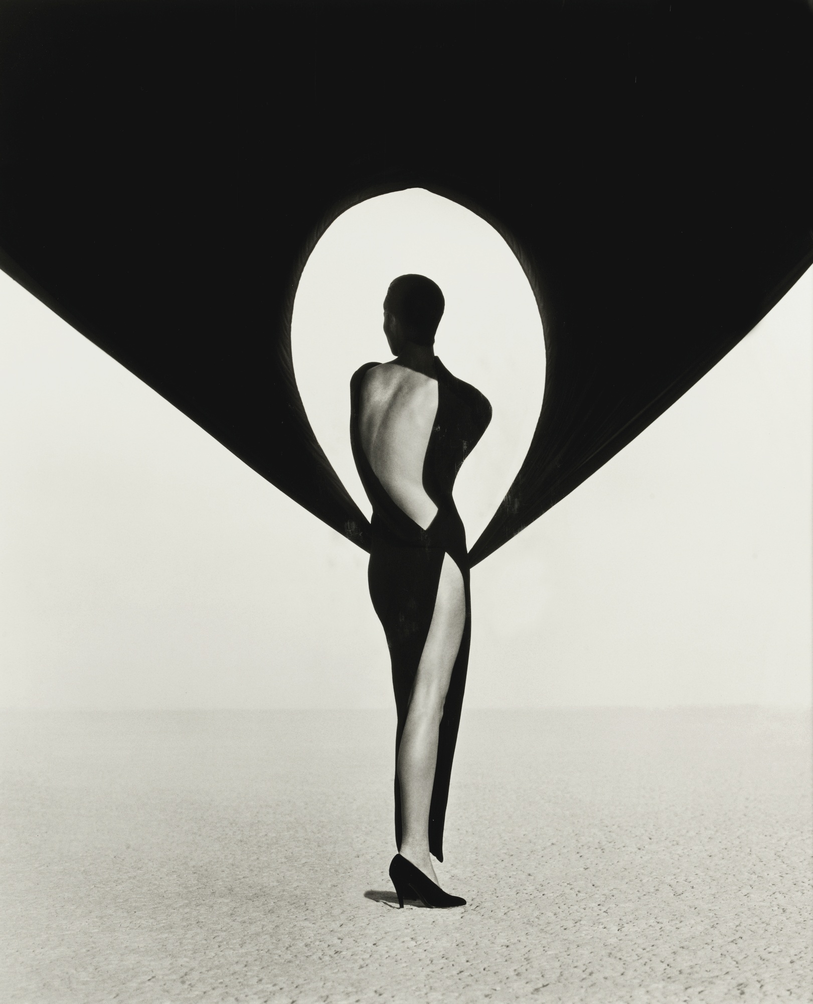 Herb Ritts (Stern Fotografie) (洋書) Amazon.com: Herb Ritts (Stern Fotografie): 9783570198483